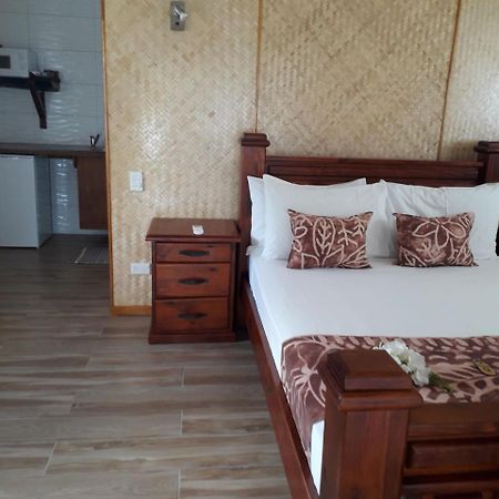 Rino'S Motel Arutanga Luaran gambar